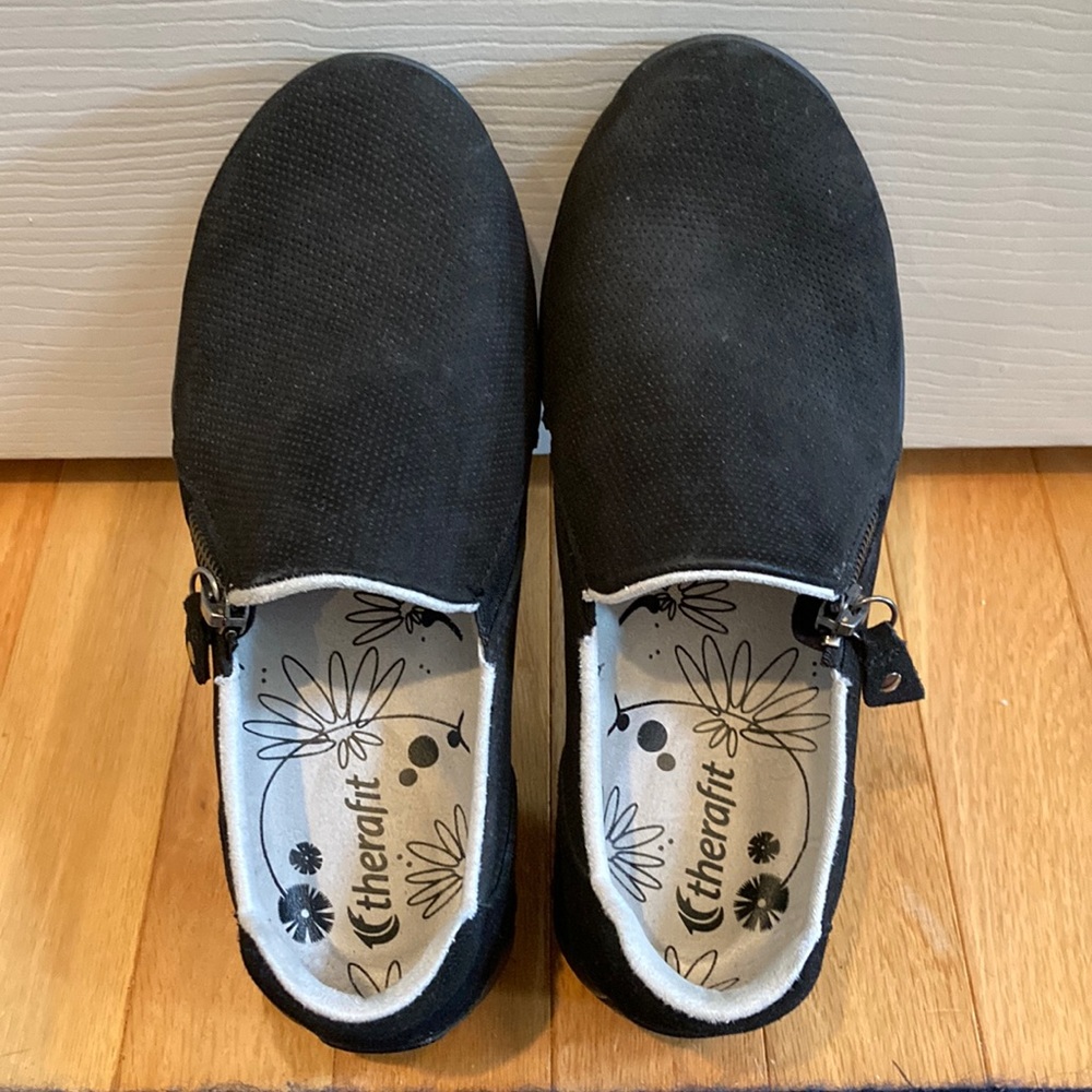EUC Therafit shoes